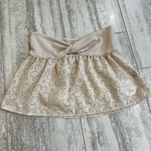 Cream Colored Strapless Top :) Size: Medium